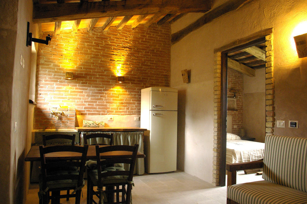 B&B Casale Di Poggioferro 스칸사노 객실 사진
